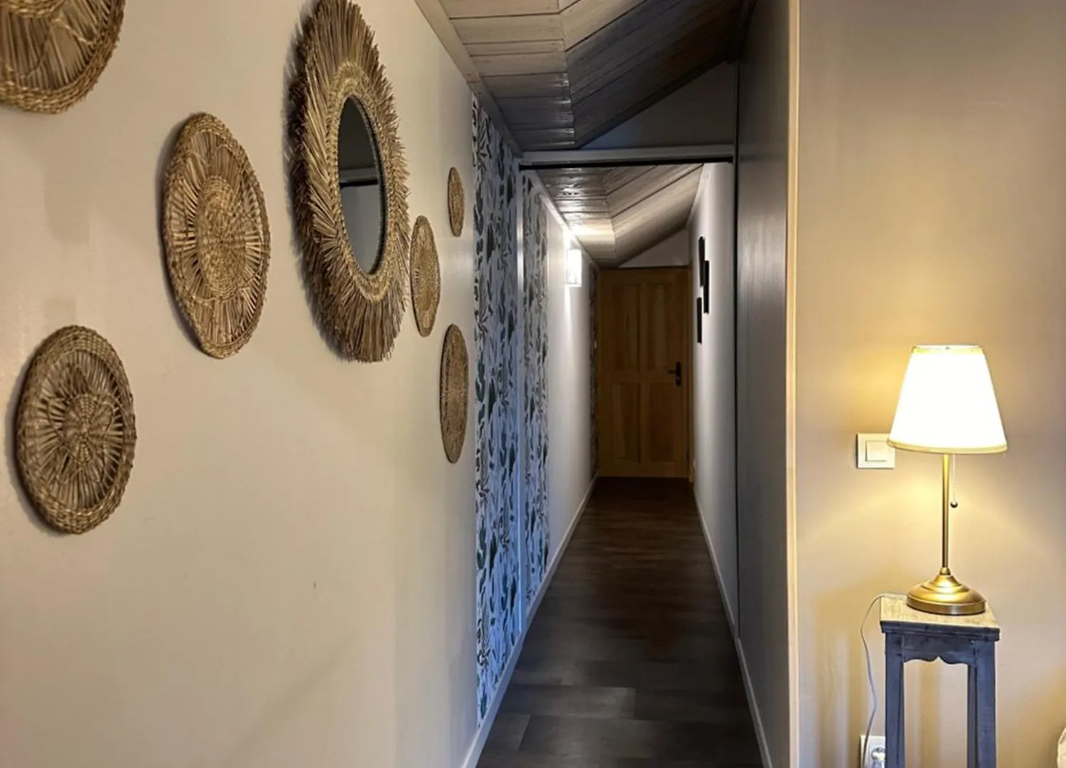 Le Clos Vitis Violes France