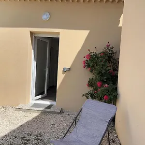 Hébergement de vacances La Petite Violette, Violès