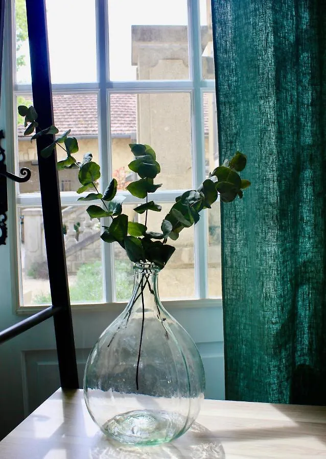 Le Clos Vitis Violès 0*,  Francie